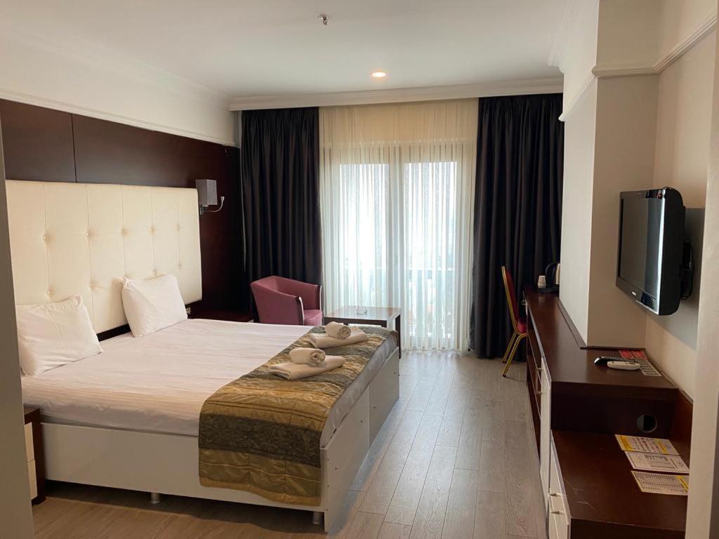 Paradise Island Hotel Darıca Buitenkant foto
