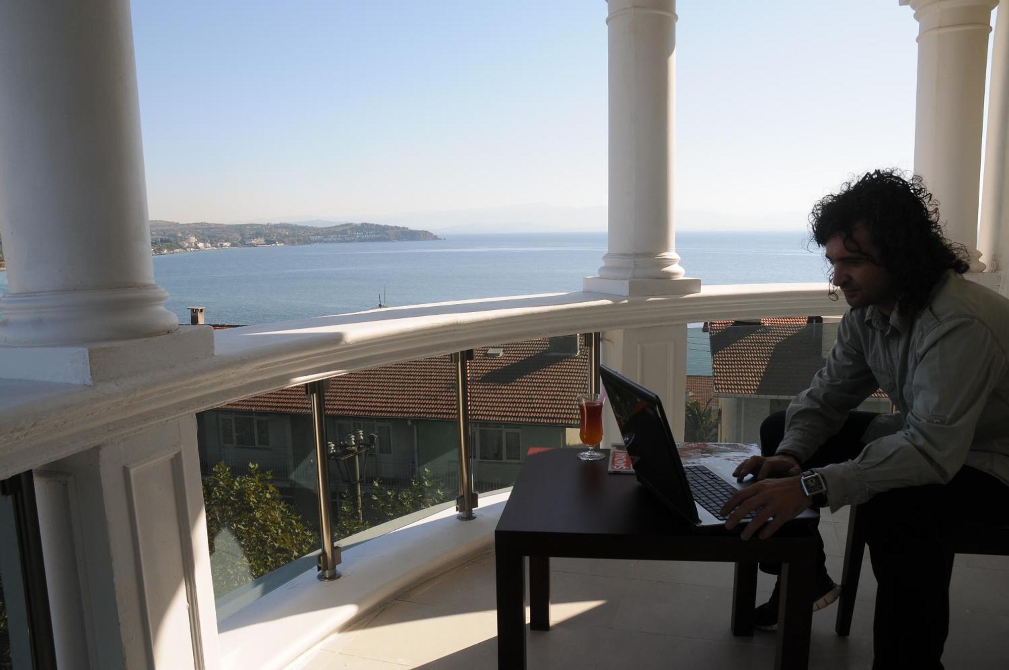 Paradise Island Hotel Darıca Buitenkant foto